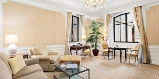 2 East 55th Street Gallery 1