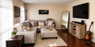181 WYNDHAM Place Gallery 4