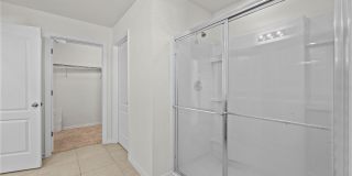 817 SHEEN Circle Gallery 20