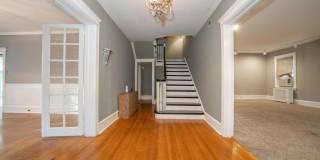 709 East 20TH Street Gallery 8