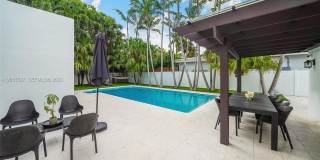 5237 La Gorce Drive Gallery 26