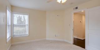 1st Floor Bowie Condo Gallery 14