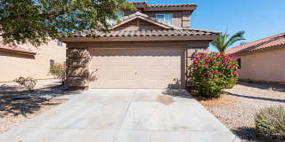 LOVELY 4 BED 3 BATH HOME IN SAN TAN VALLEY Gallery 1
