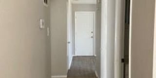 5433 Encino Road Gallery 7