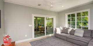 1947 NW Palmetto Terrace Gallery 17