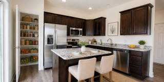 3 Bedroom / 2.5 Bath Unit Gallery 1