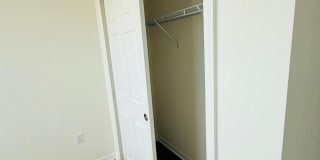 2410 AVIAN LOOP Gallery 40