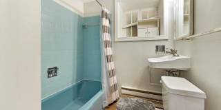 101 E 33RD Street unit: B Gallery 7