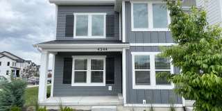 Awesome Corner Townhome at Mountain Ridge! Awesome Corner Townhome at Mountain Ridge! Gallery 1