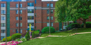 Sagamore Hills Gallery 1