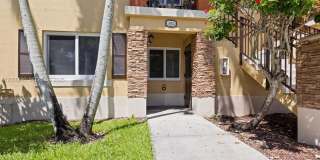 970 NE 33rd Ter Gallery 1