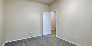 1213 Lambert Drive Gallery 18