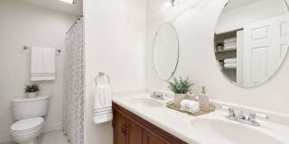 GARAGE PARKING! Spacious 3 Bed, 1.5 Bath Brewerytown Home Private Garage AUGUST 1 Gallery 27