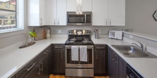 The Tennyson at Crescent Village Gallery 41