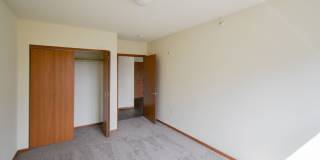 Lyons Court - Senior Living Gallery 5