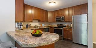 Laurel West End Gallery 8