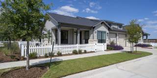 Cadence Creek at Gosling - 55+ Apartment Homes Gallery 29