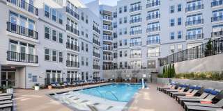 Vine North Hills Gallery 27