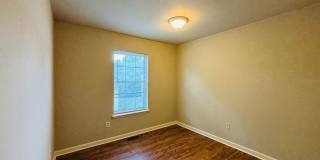4 Bedroom 2.5 Bath Townhouse Gallery 17