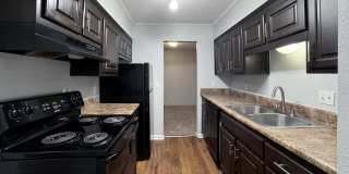 Ascot Place Gallery 27