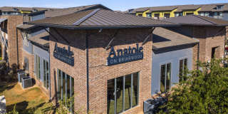 Anatole on Briarwood Gallery 50