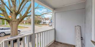 Charming 2BR Duplex in Salem Gallery 29