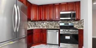 Charming 2BR Condo in North Brunswick Gallery 1