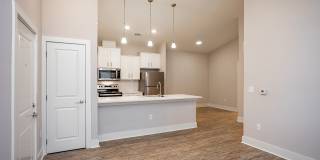 Farragut Junction Apartments Gallery 26