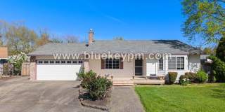 3 Bed, 2 Bath Home in Wilsonville on a Cul-de-sac with Large Backyard Gallery 1