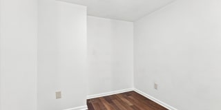 2BR/3BA Home | East Kensington Gallery 9