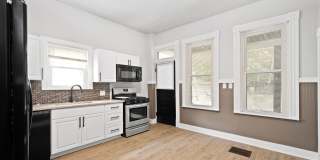 Stunning 3 bedroom home in Etna available May 1! Gallery 1