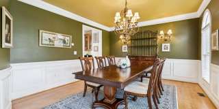 26368 STRATHAVEN Court Gallery 6