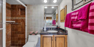 3050 Northeast 48th Court Gallery 12