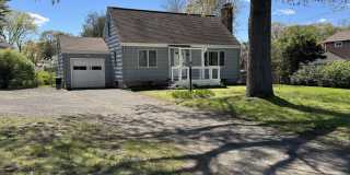 52 Maple Avenue Gallery 3