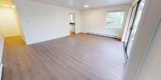 LIVE CLOSE TO CARKEEK PARK! Gallery 18