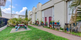 Key West Village Gallery 15