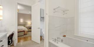 103 East Chestnut Street Gallery 21