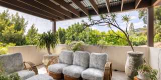 1745 N Vista St Gallery 23