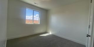 4 Bedroom Desert Providence Gallery 12