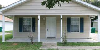 3BR/1.5BA Single Family Home in Gulfport.  Rent $1,220 Gallery 1