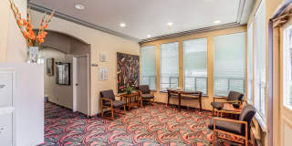Park Glenview Apartments- Boutique Senior Living Gallery 10
