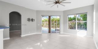 10635 NW 61st Ct Gallery 9
