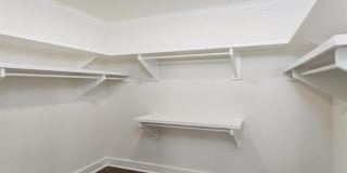 419 Glenview Drive Gallery 24