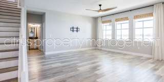 Stunning Double Waterfront 4/3 Home with Dock and Electric Boat Lift Gallery 17