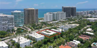 9940 Collins Ave Gallery 32