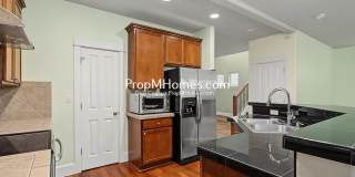 Beautiful Three Bedroom Home in Bethany - Available Now! Gallery 7