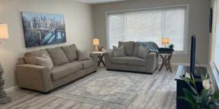 Beautifully Updated 2BR/2BA with Garage in the Heart of Aurora Gallery 1