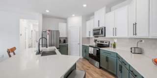 *COMING SOON* Kitchen Lovers Dream – Tons of Cabinet Space & Included Appliances! Gallery 14