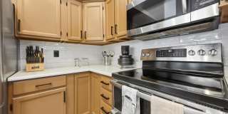 10432 W Avalon Drive Gallery 19