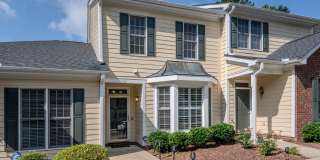2-Bedroom, 2-Bath Townhome in a Furnished Flexible Lease Terms Available (3-Month Minimum) Gallery 1